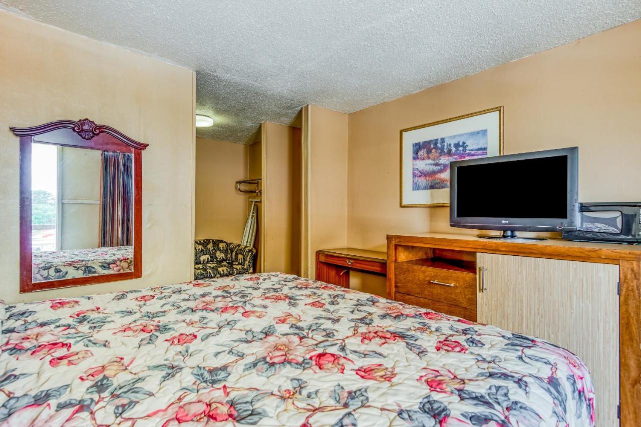 Oyo Hotel Jackson North I-55 Εξωτερικό φωτογραφία