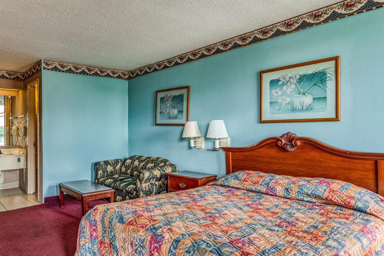 Oyo Hotel Jackson North I-55 Εξωτερικό φωτογραφία
