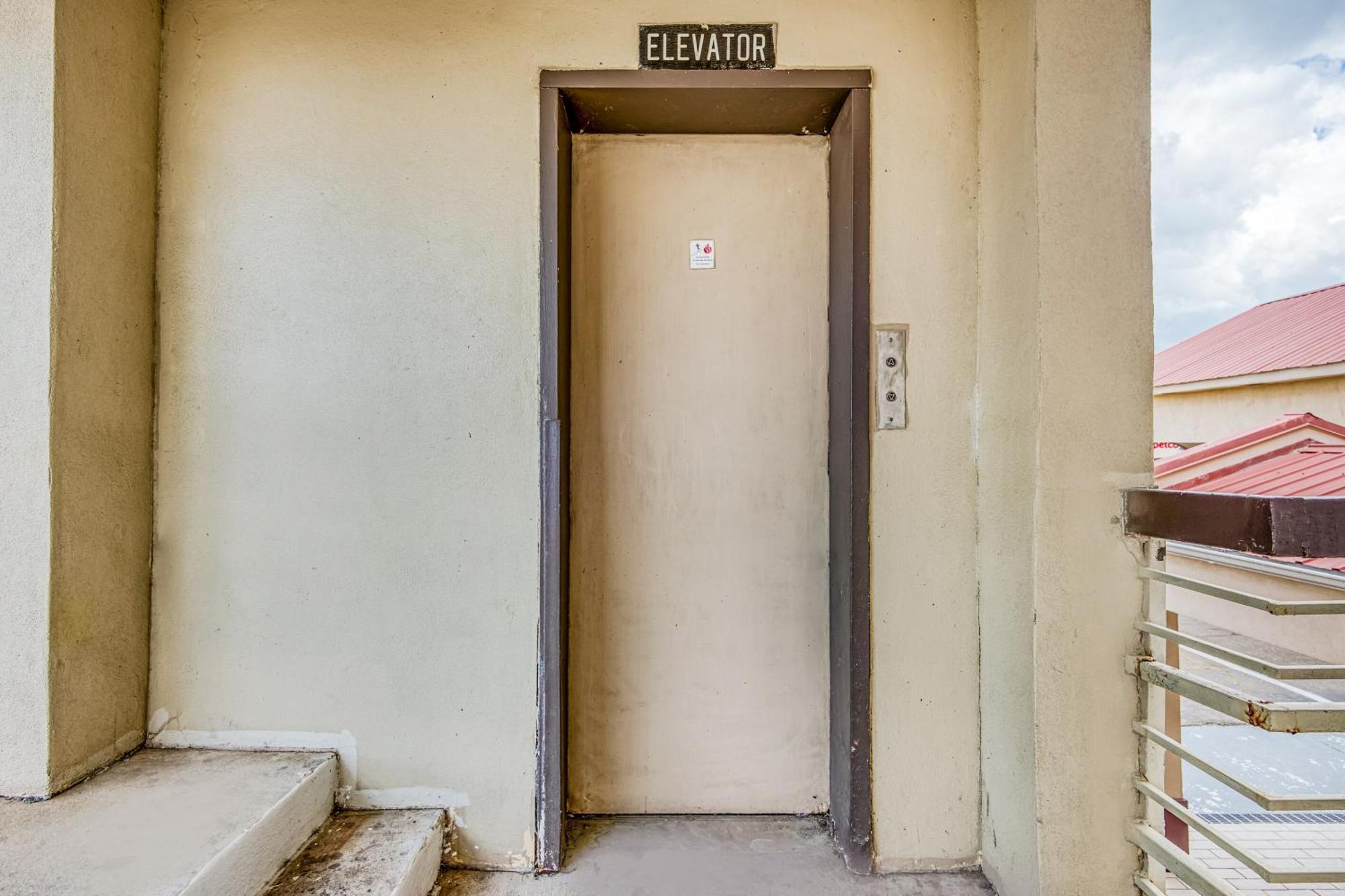 Oyo Hotel Jackson North I-55 Εξωτερικό φωτογραφία