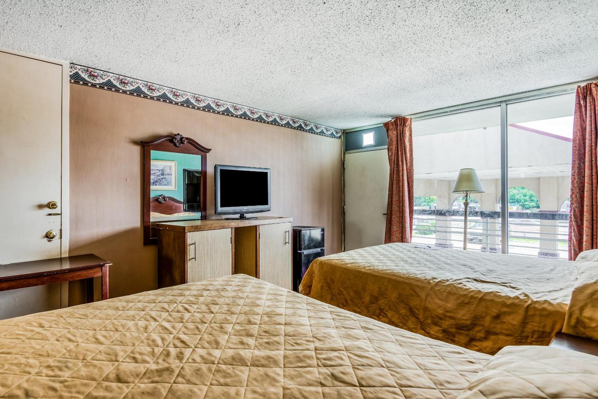 Oyo Hotel Jackson North I-55 Εξωτερικό φωτογραφία
