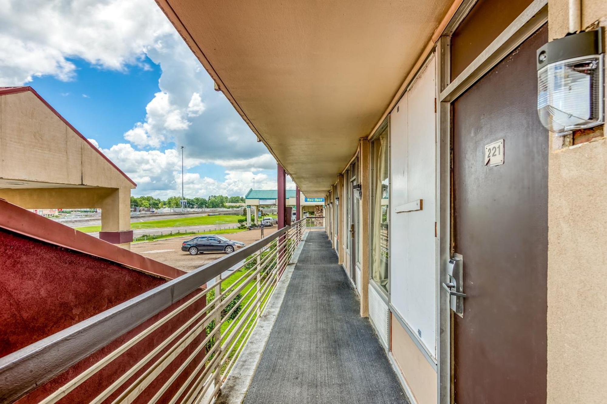 Oyo Hotel Jackson North I-55 Εξωτερικό φωτογραφία