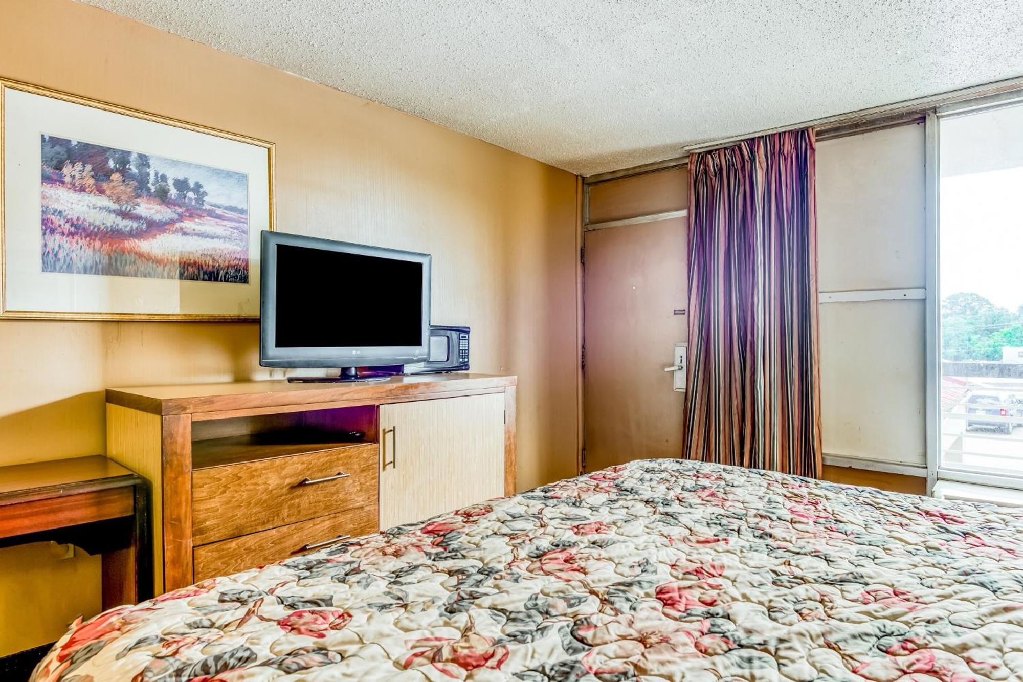 Oyo Hotel Jackson North I-55 Εξωτερικό φωτογραφία