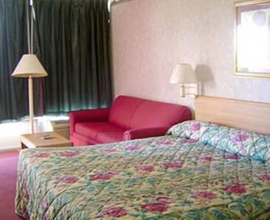 Oyo Hotel Jackson North I-55 Εξωτερικό φωτογραφία